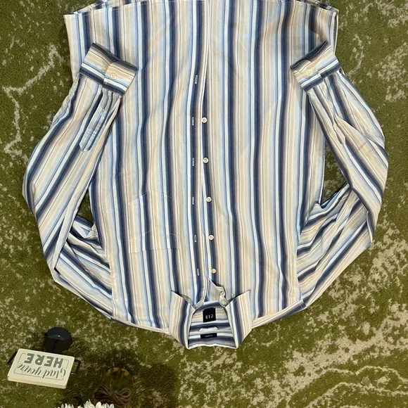 Men collar Gap long sleeve shirt - Picture 3 of 5